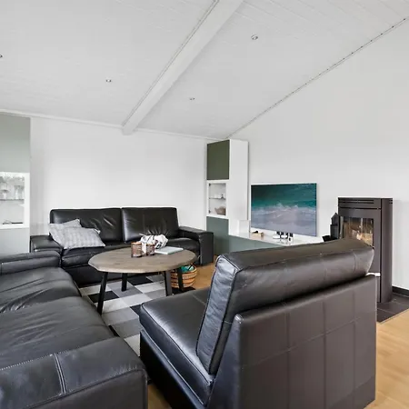 Safina - 100m From The Sea By Interhome Vakantiehuis *